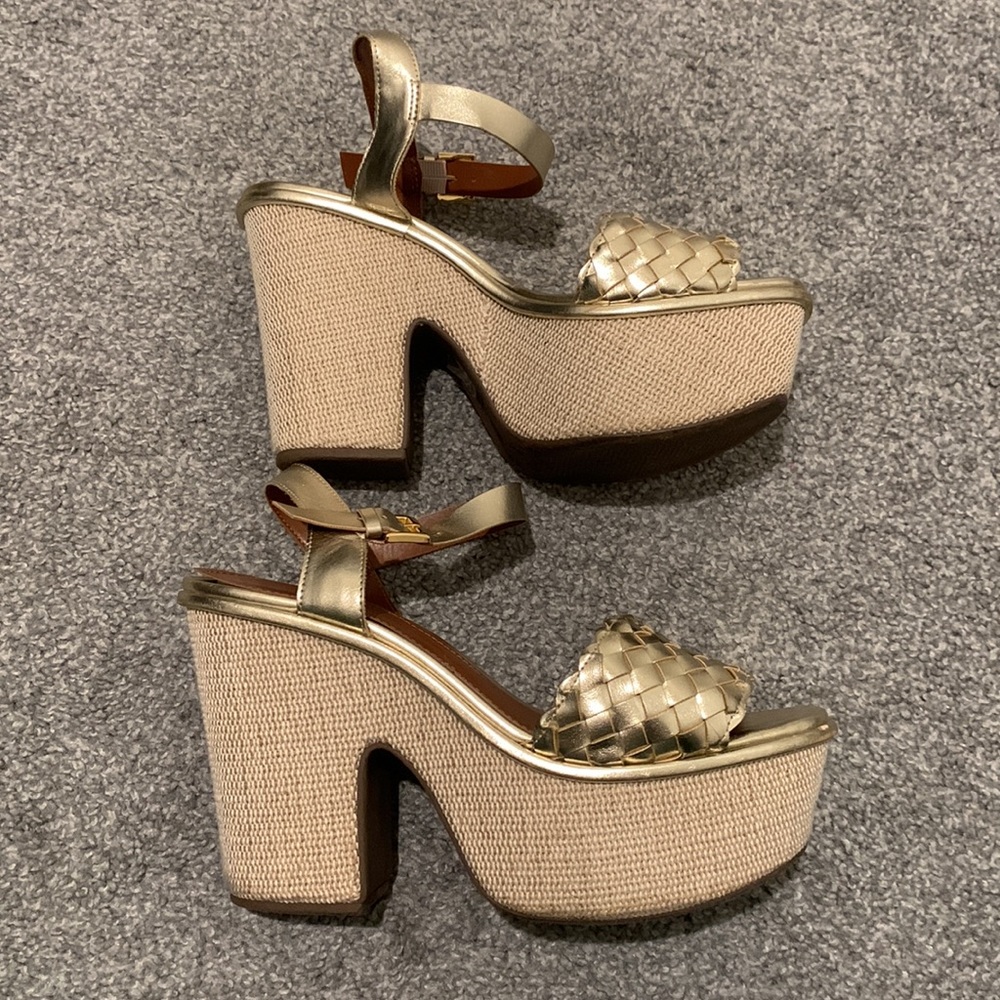 Idore Gold Platforms - Picture 9 of 10